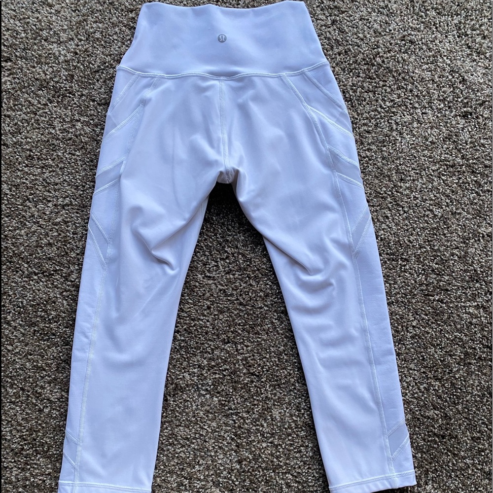 Lululemon wunder under white crop full on luxtreme - Picture 2 of 5